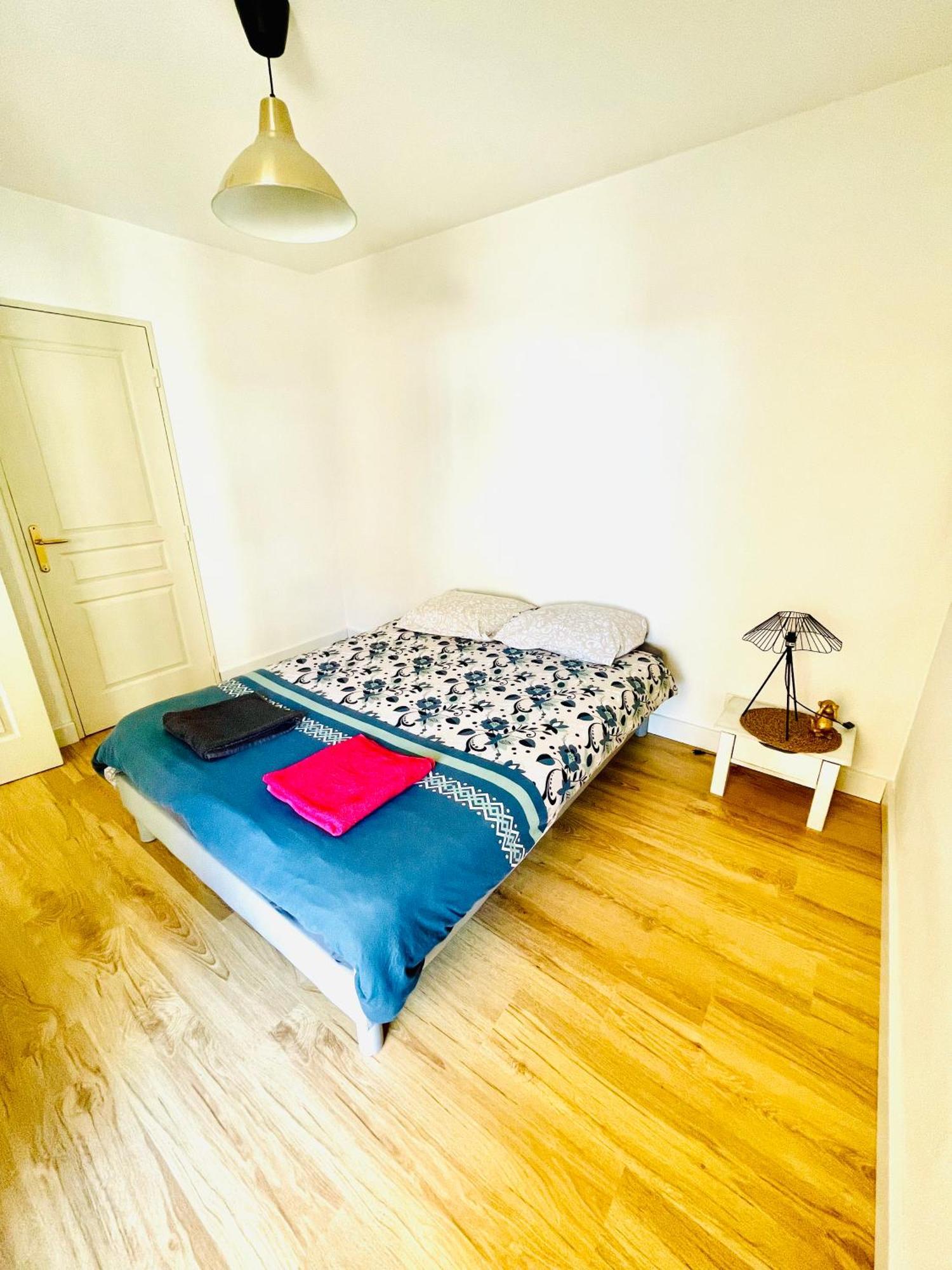 Appartement Avec Place De Parking Et Piscine Вільфранш-сюр-Сон Екстер'єр фото